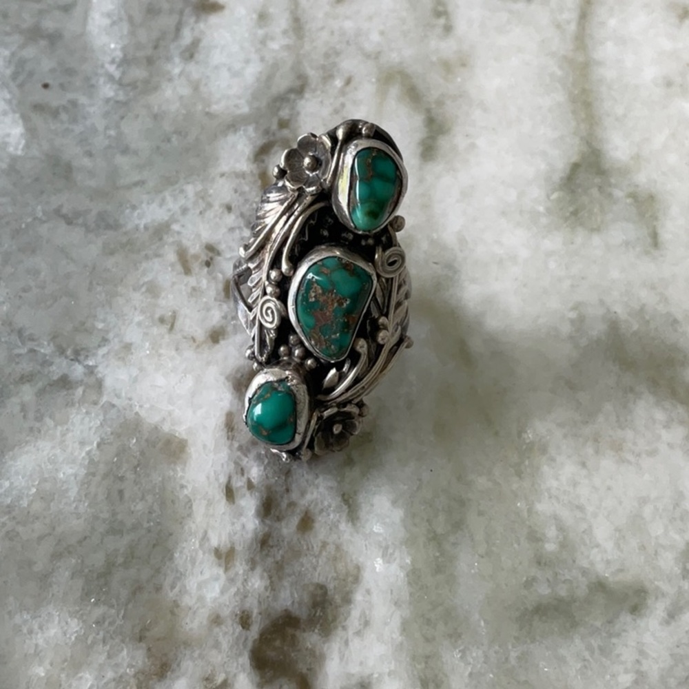 Vintage Navajo Tony Guerro Turquoise & Sterling silver Navajo ring - Picture 7 of 8